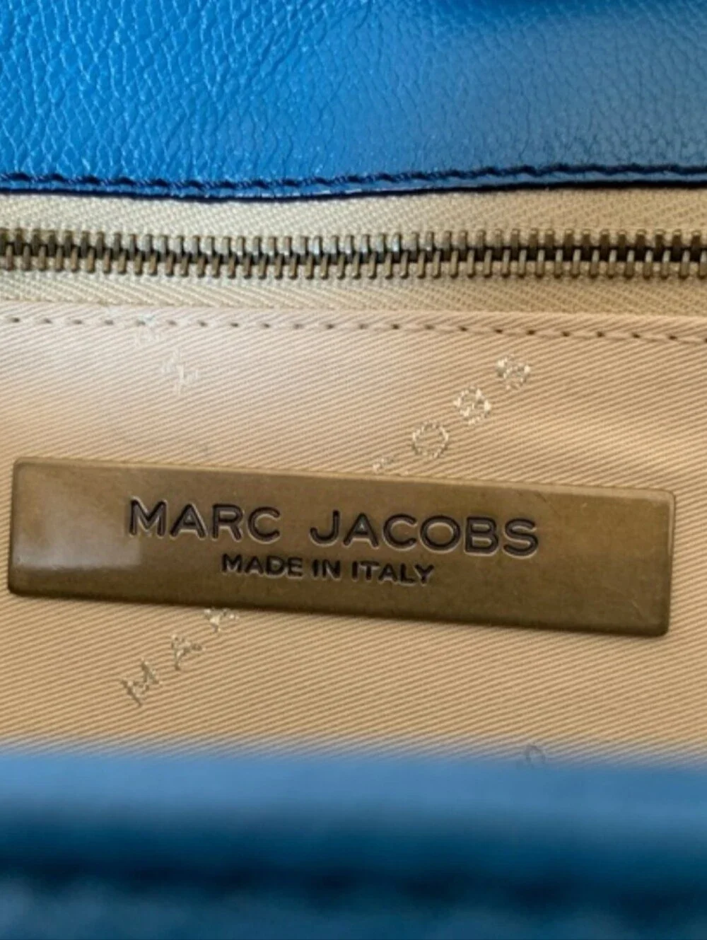 Marc Jacobs authentic marc